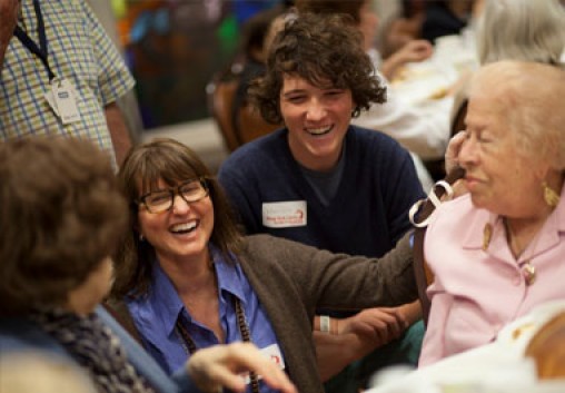 connecting jews to vibrant community