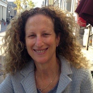 Deborah Goldstein headshot