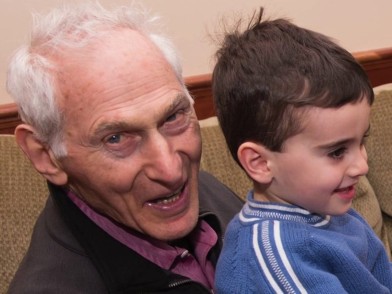 Harold Grinspoon delivers PJL's 5 Millionth Book