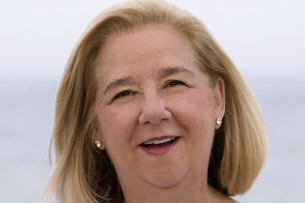 15620 Superstars May AN18 Phyllis Sagan