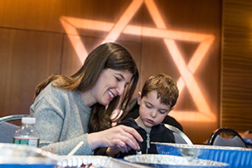 19566 STRAT MHI AN22 Donate KE