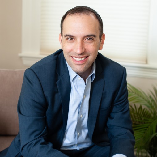 Marc_Baker_1x1.jpg