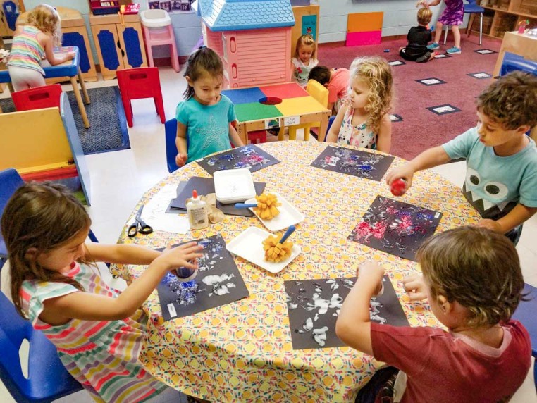Children learn at Tampa JCC preschool's pre kindergarten classroom