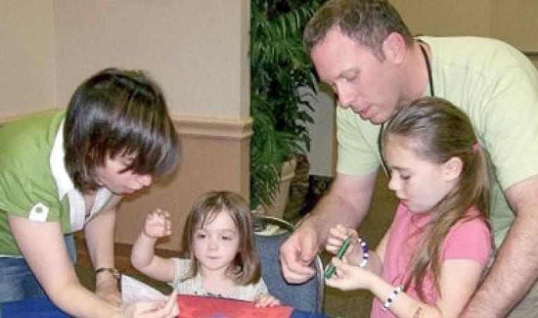 Parent support in kindergarten and preschool classrooms Tampa Florida