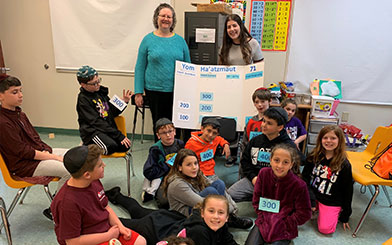 Maya-farewell-group-4.jpg Maya farewell group 4