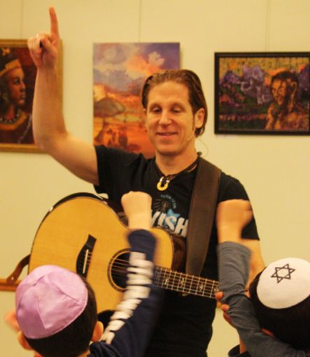 Rick Recht singing null