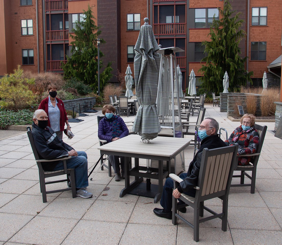 HSL-heat-lamps.jpg HSL heat lamps